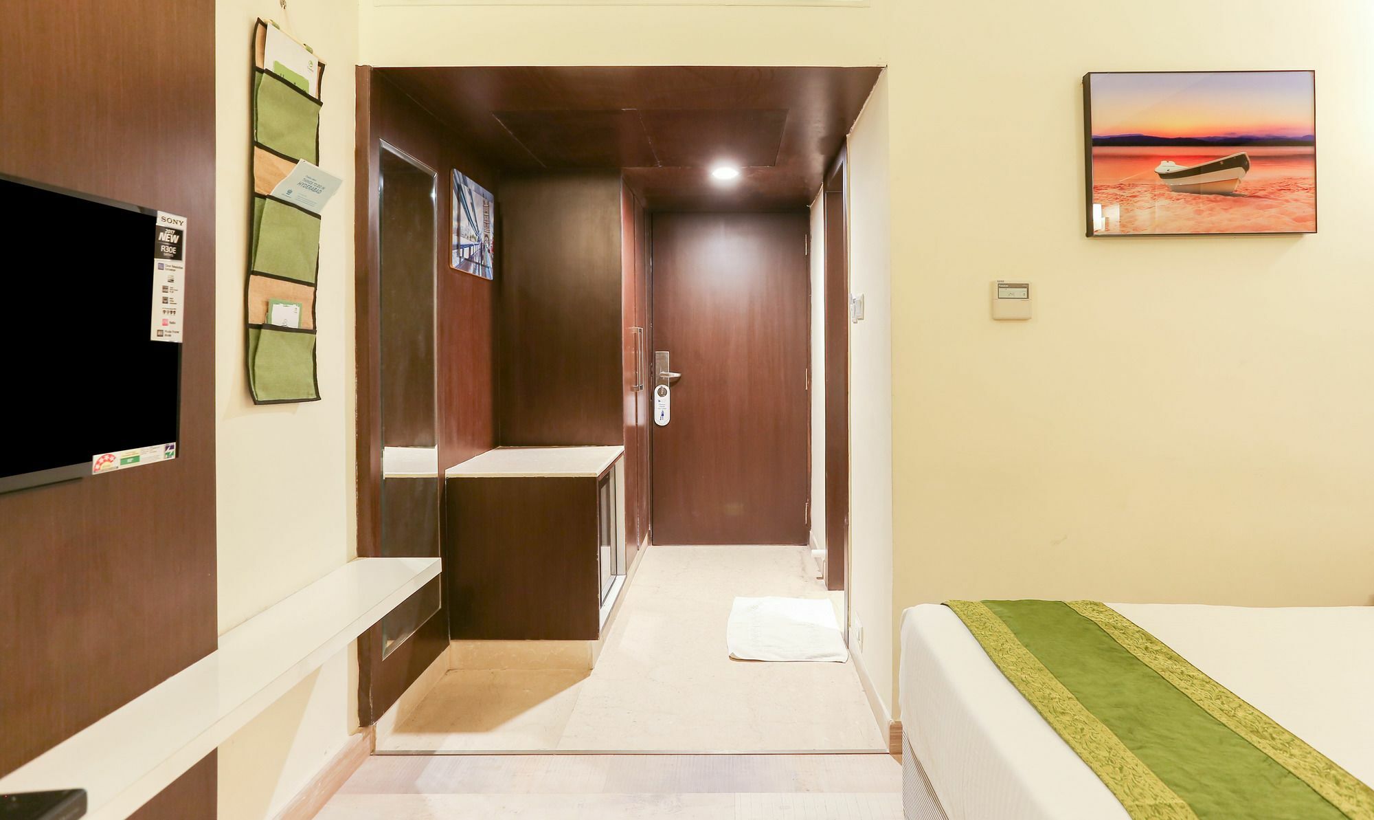 Hotel Treebo Trend Wood Bridge Hyderabad Exterior foto