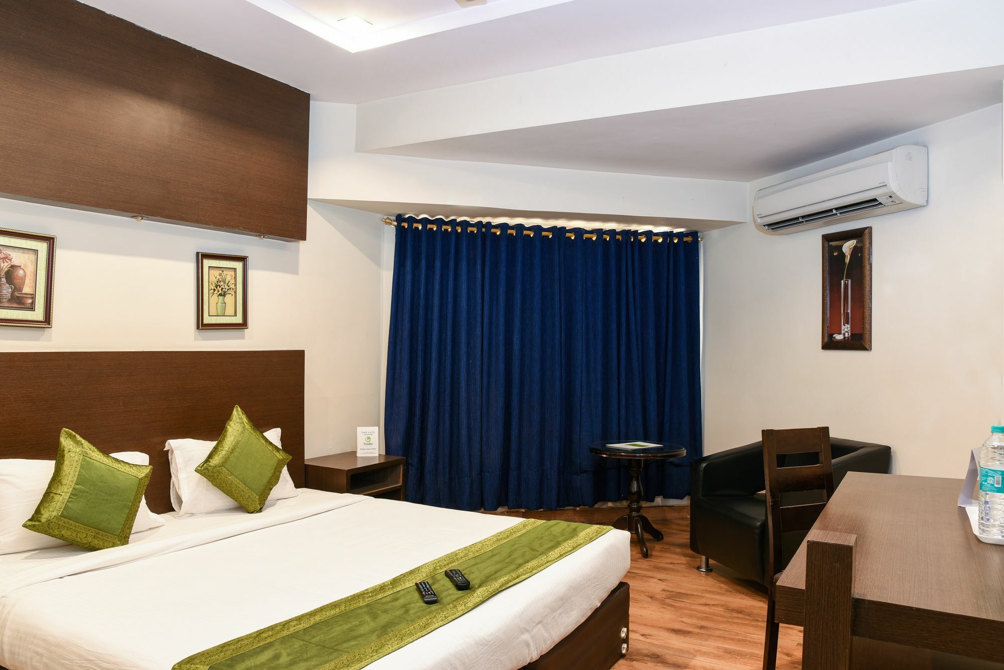 Hotel Treebo Trend Wood Bridge Hyderabad Exterior foto
