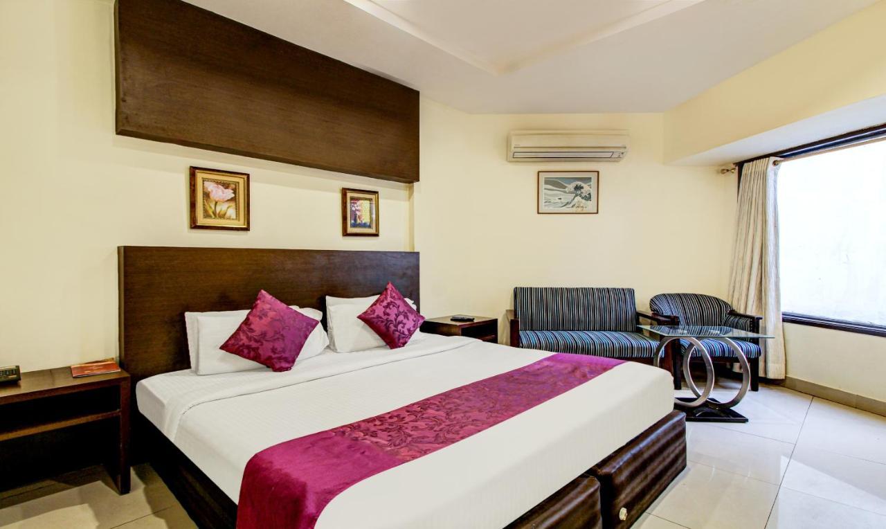 Hotel Treebo Trend Wood Bridge Hyderabad Exterior foto